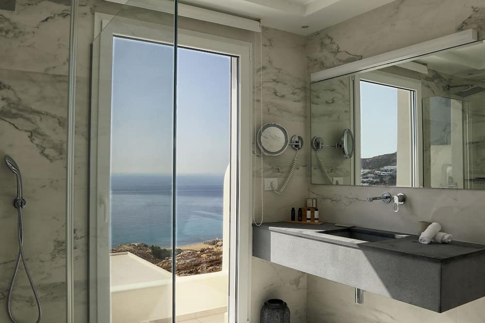 Photo of Bathroom in Elia