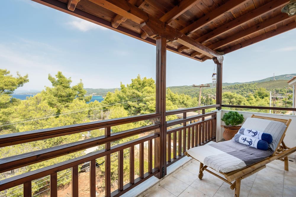 Photo of Patio Balcony in Neos Marmaras
