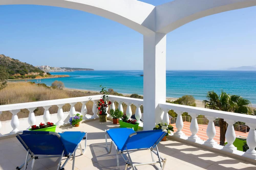 Photo of Patio Balcony in Almyros