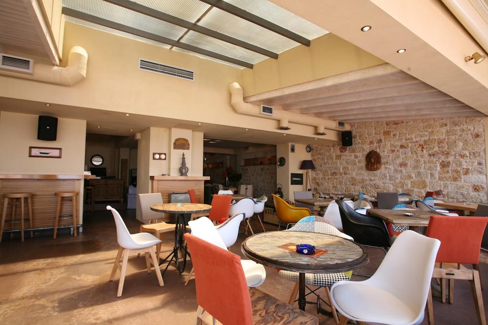 Photo of Livingroom in Akrogialion