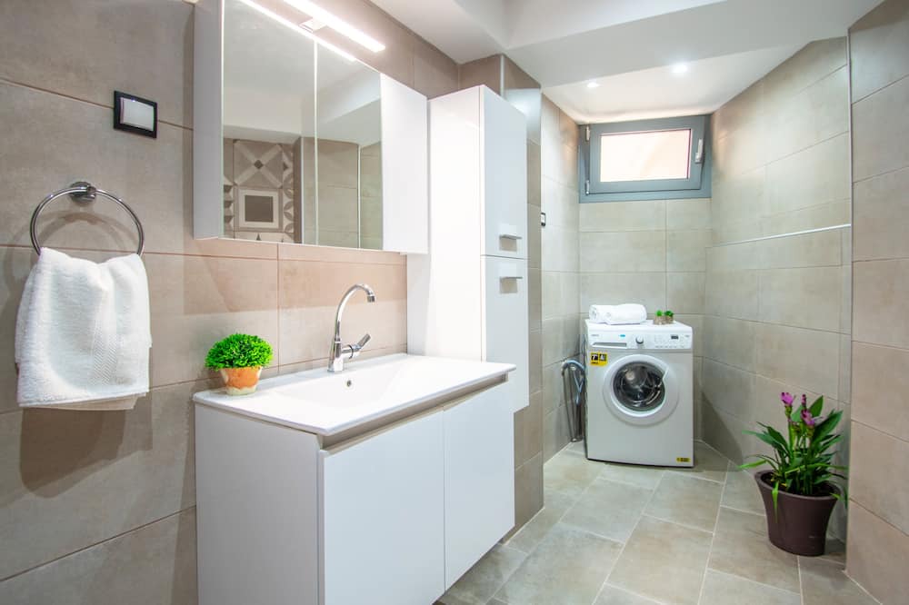 Photo of Bathroom in Maries