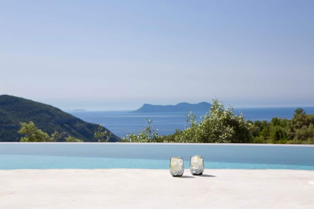 Photo of Outdoor in Fternon