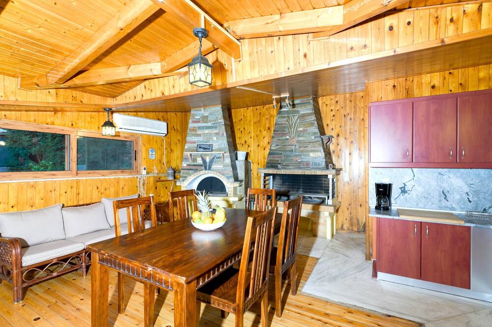 Photo of Livingroom in Kropia