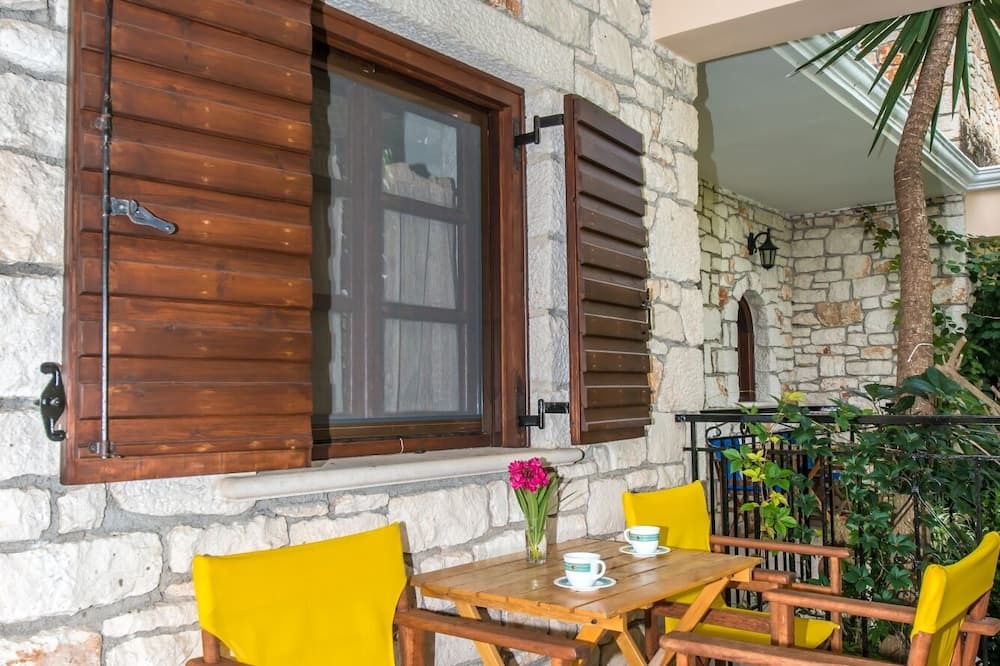 Photo of Patio Balcony in Porto Koukla