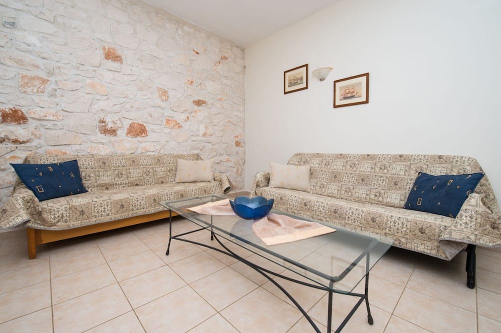 Photo of Livingroom in Porto Koukla