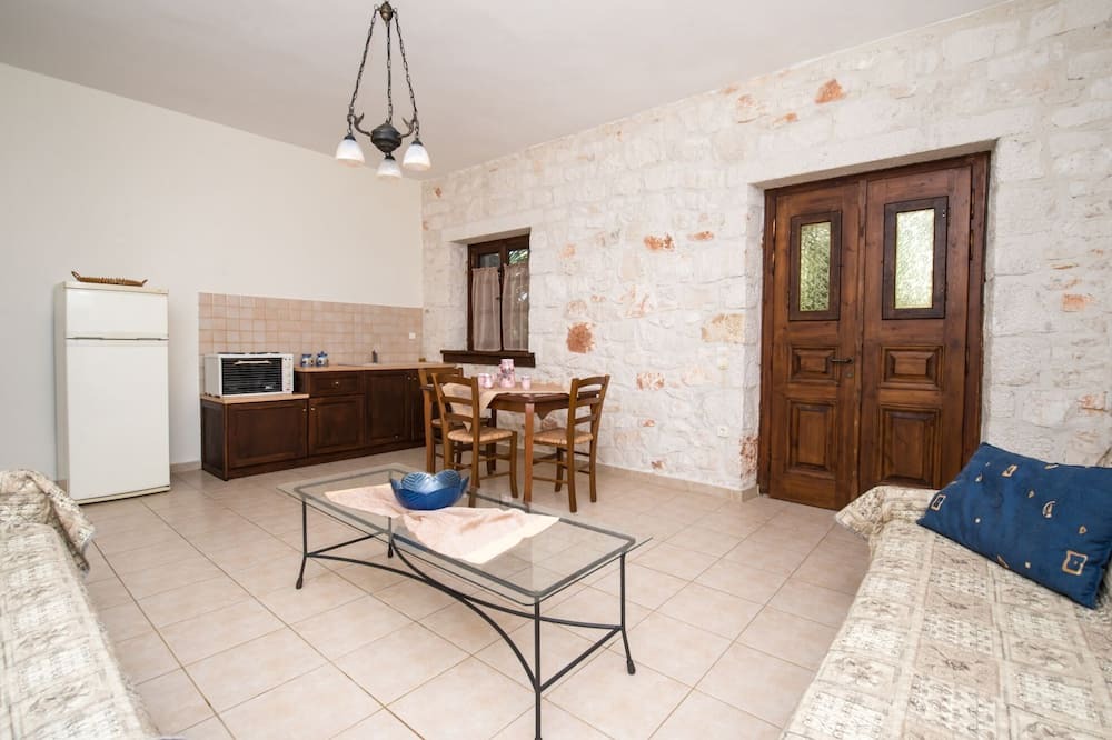 Photo of Livingroom in Porto Koukla