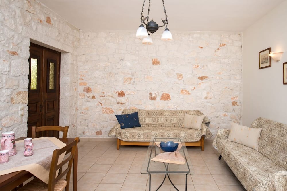 Photo of Livingroom in Porto Koukla