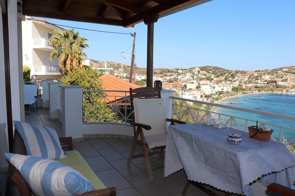Photo of Patio Balcony in Agii Apostoli