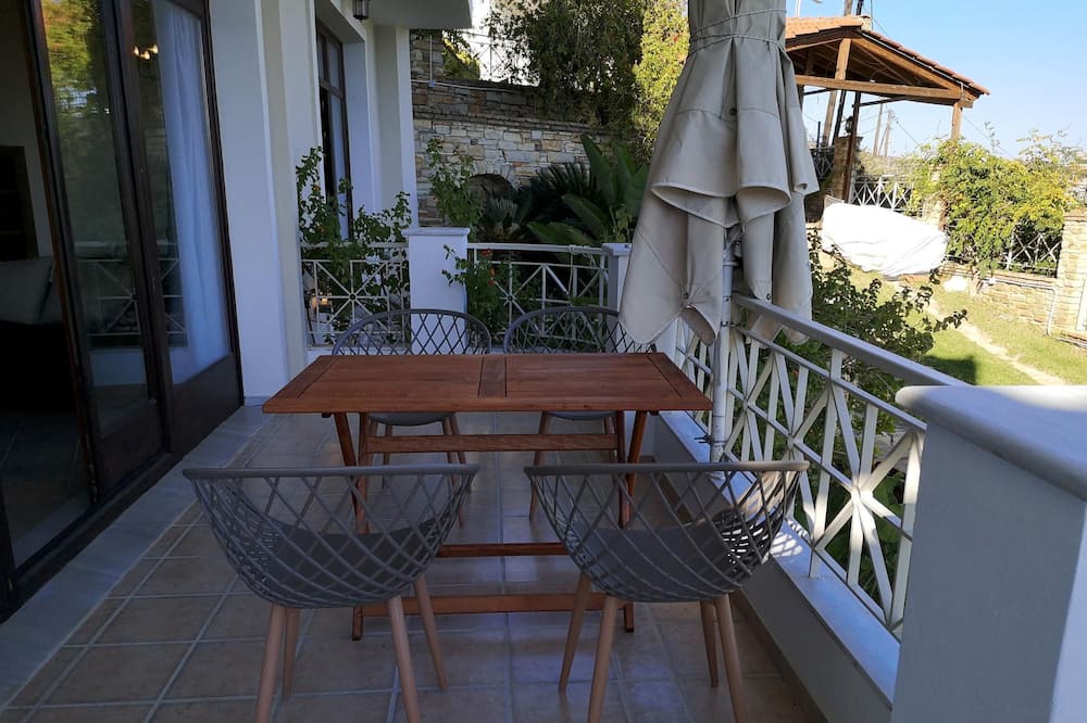 Photo of Patio Balcony in Agii Apostoli