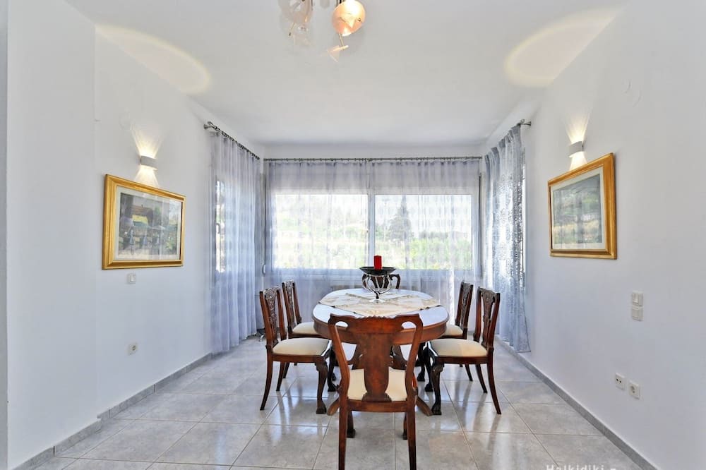 Photo of Bedroom in Nea Potidaia