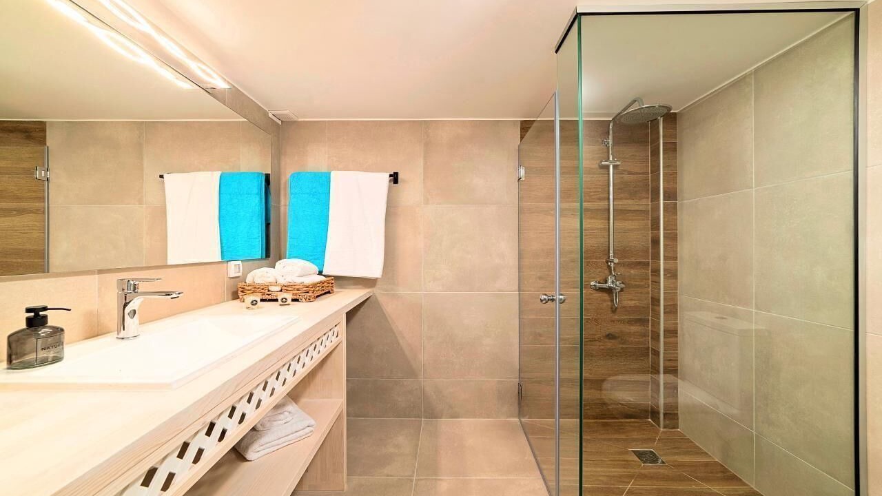Photo of Bathroom in Vathi