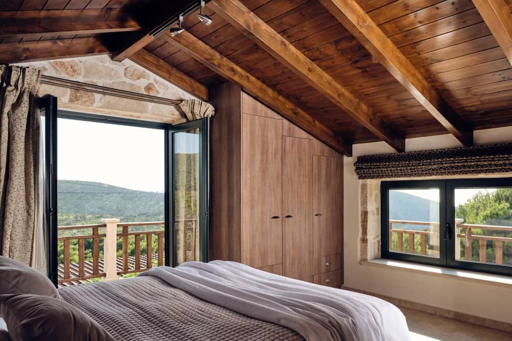 Photo of Bedroom in Anafonitria