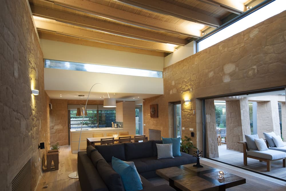 Photo of Livingroom in Kontomari