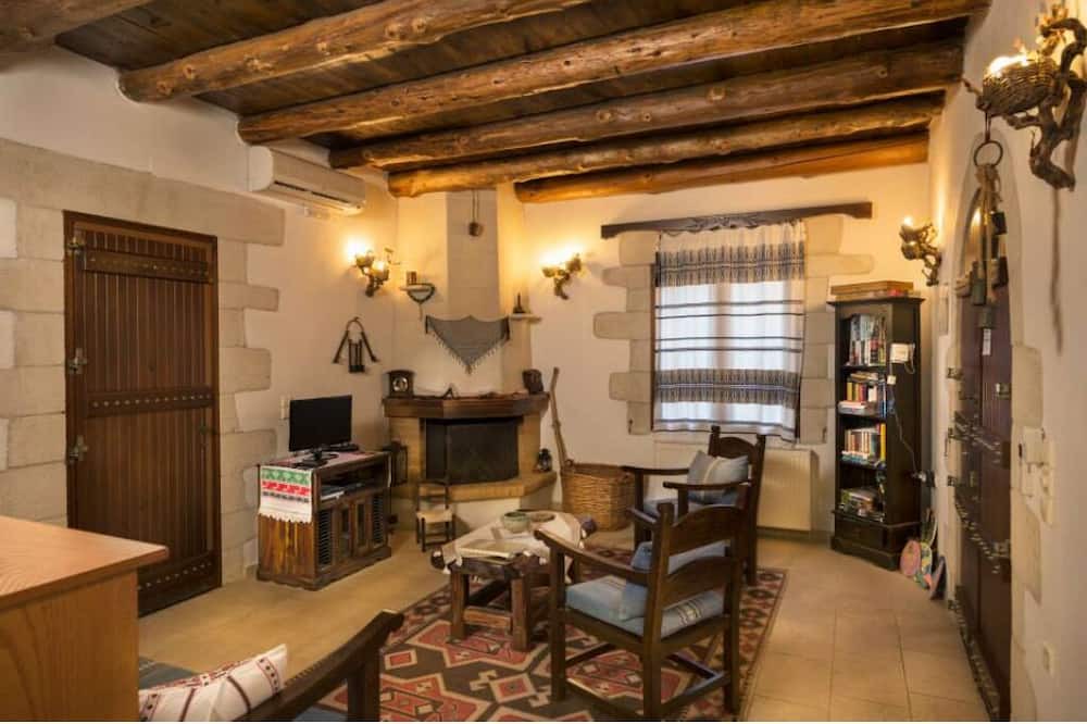 Photo of Livingroom in Maza