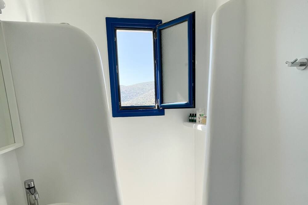 Photo of Bathroom in Batsi