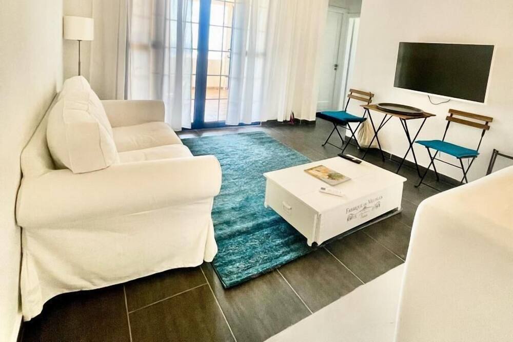 Photo of Bedroom in Batsi