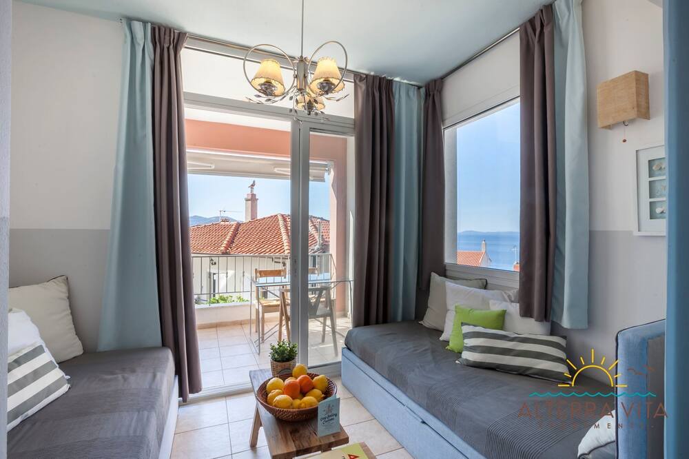 Photo of Livingroom in Neos Marmaras