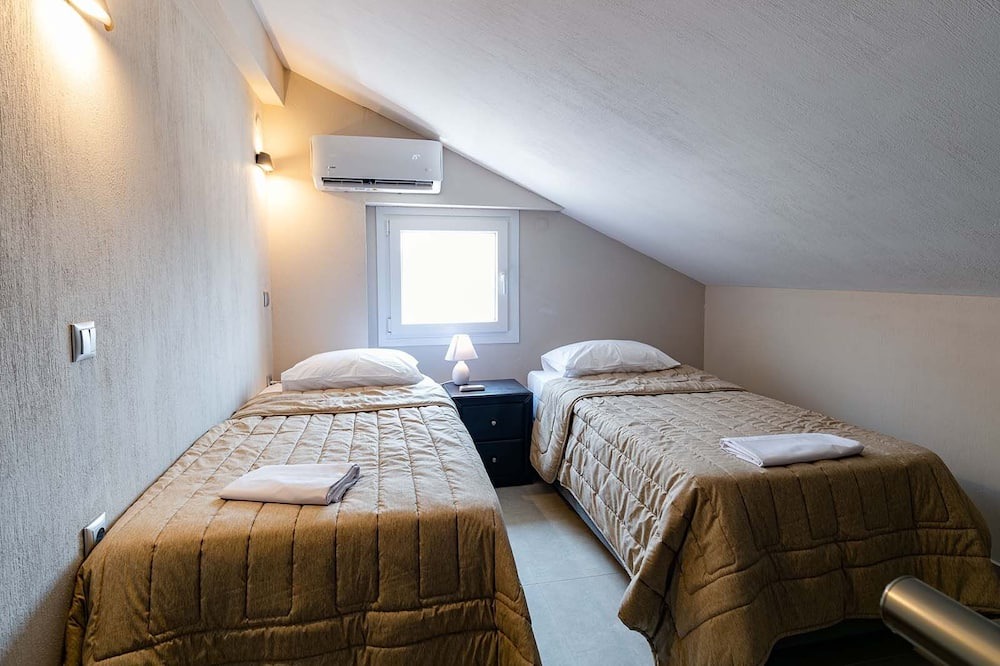 Photo of Bedroom in Flogita