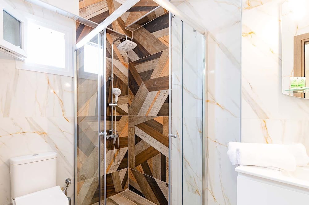 Photo of Bathroom in Flogita