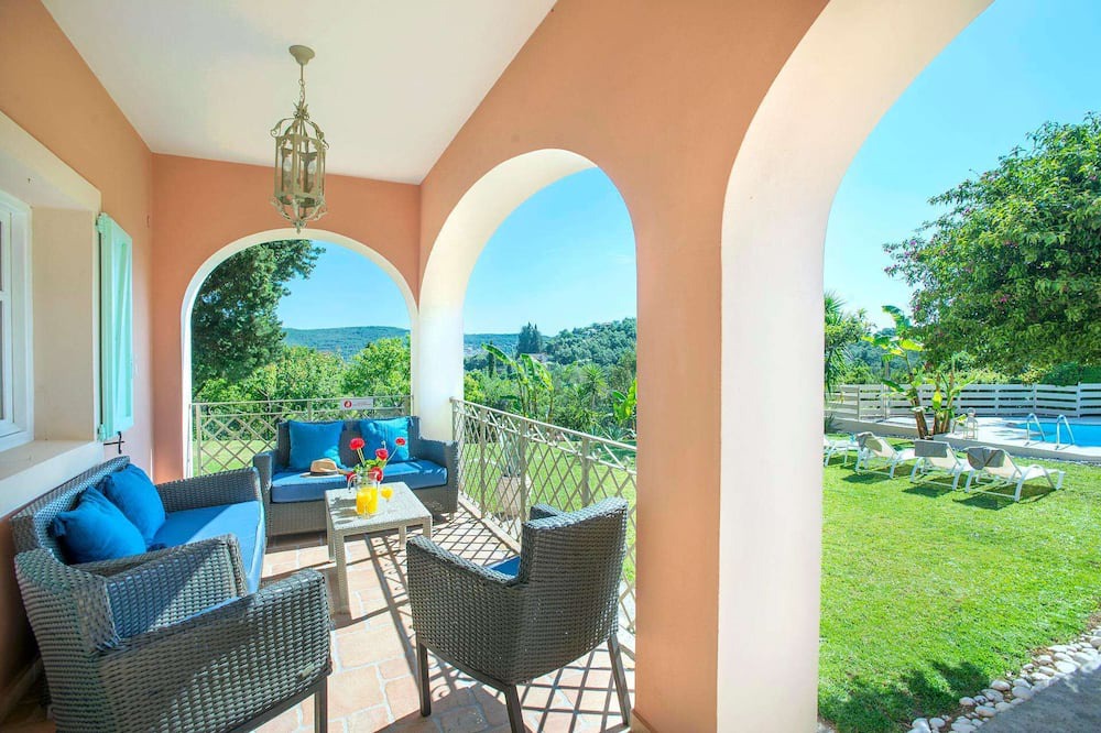 Photo of Outdoor in Doukades