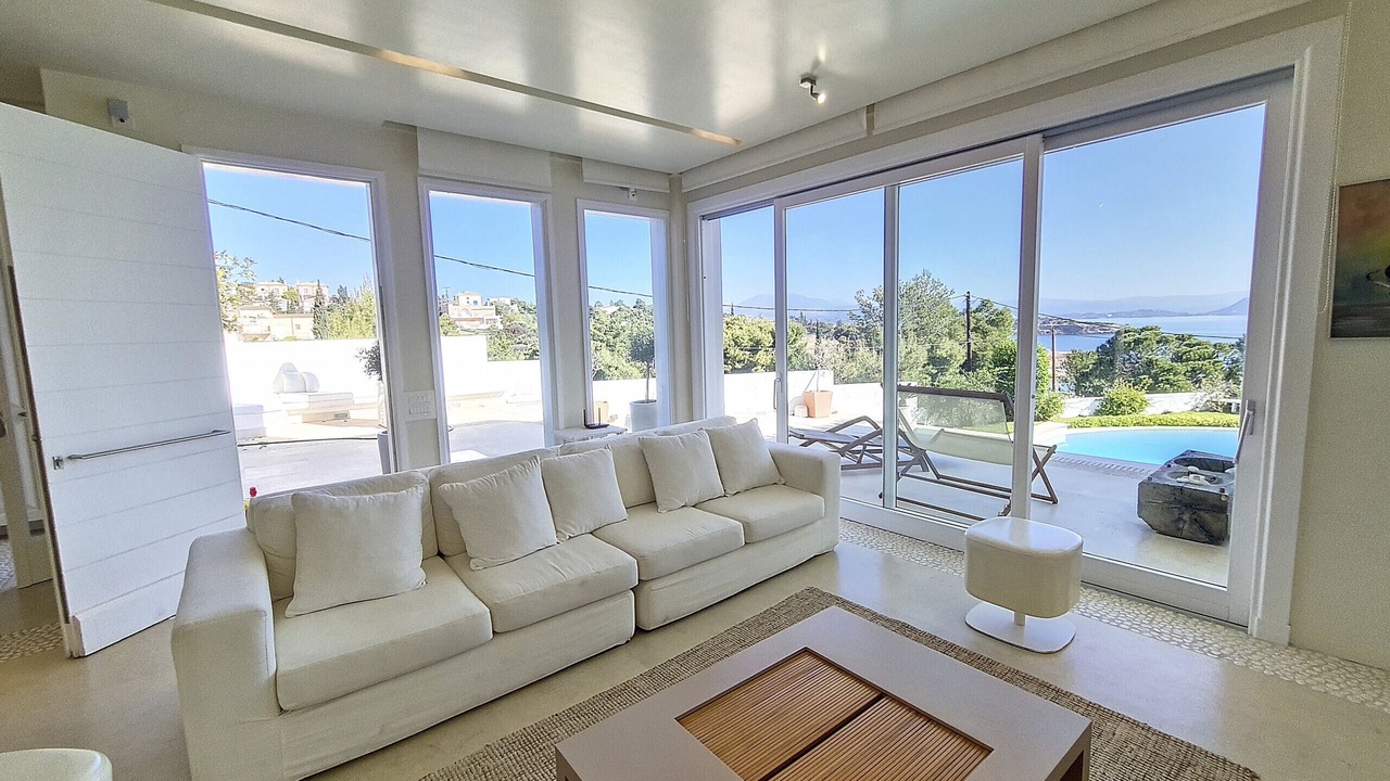 Photo of Livingroom in Agios Emilianos