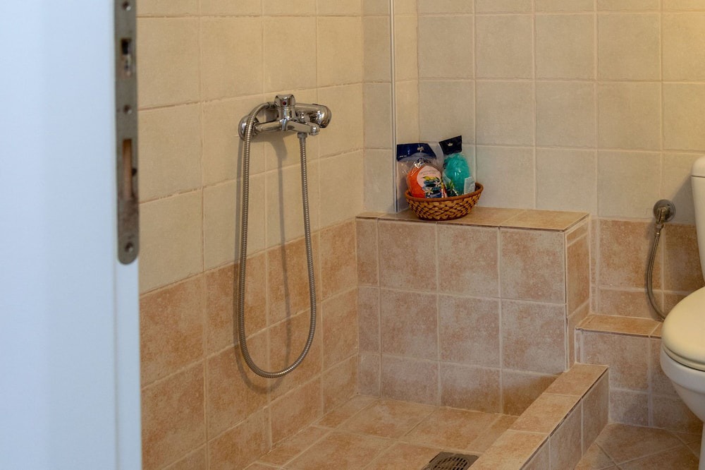 Photo of Bathroom in Nea Iraklitsa