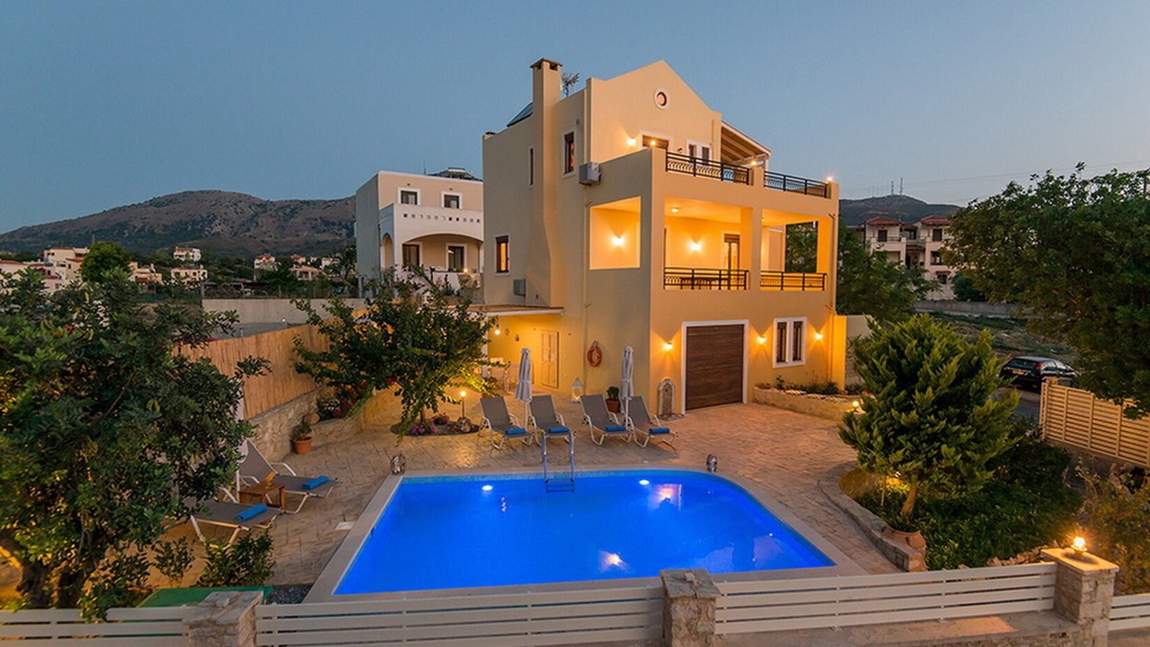Photo of Outdoor in Roussospiti