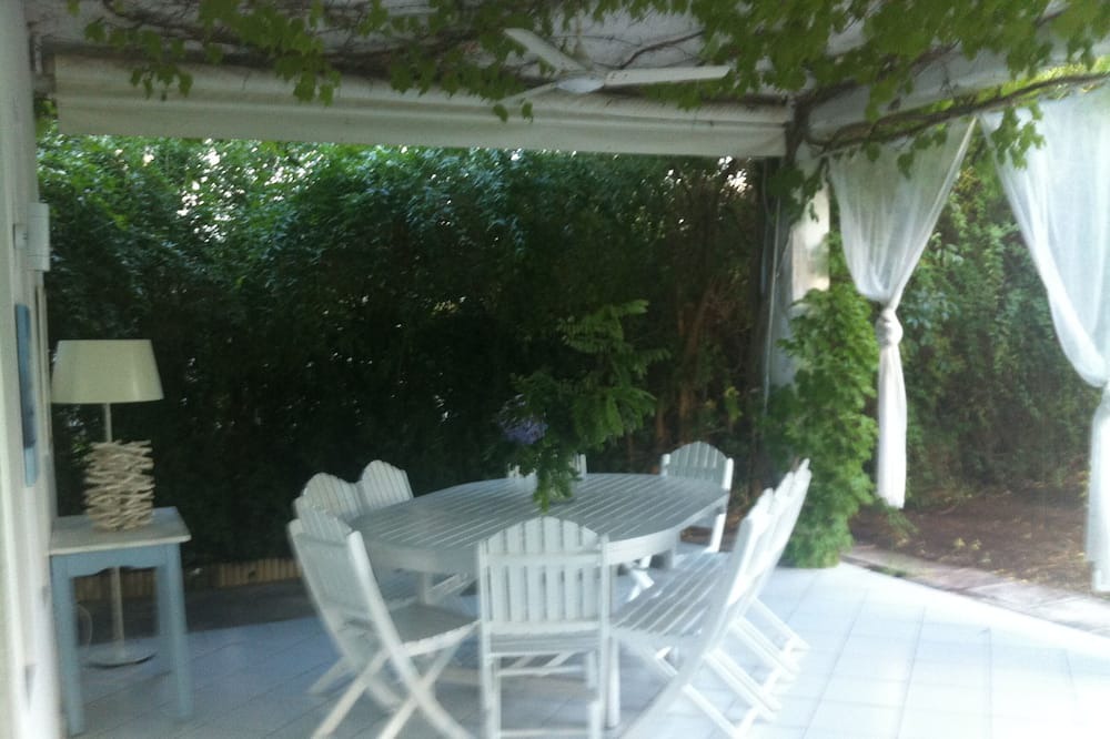 Photo of Patio Balcony in Dirfys-Messapia