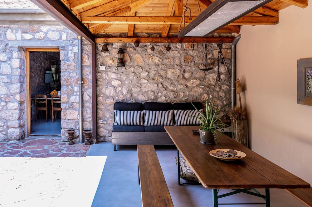 Photo of Livingroom in Neo Souli