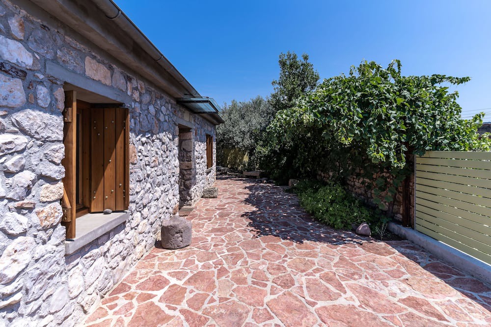 Photo of Patio Balcony in Neo Souli