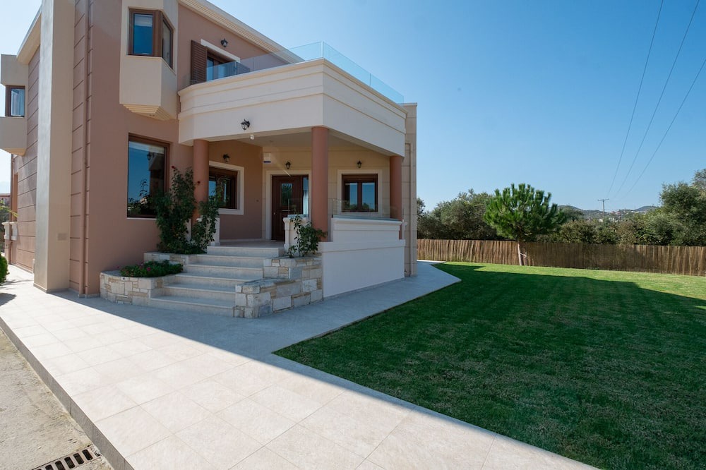 Photo of Outdoor in Galatas