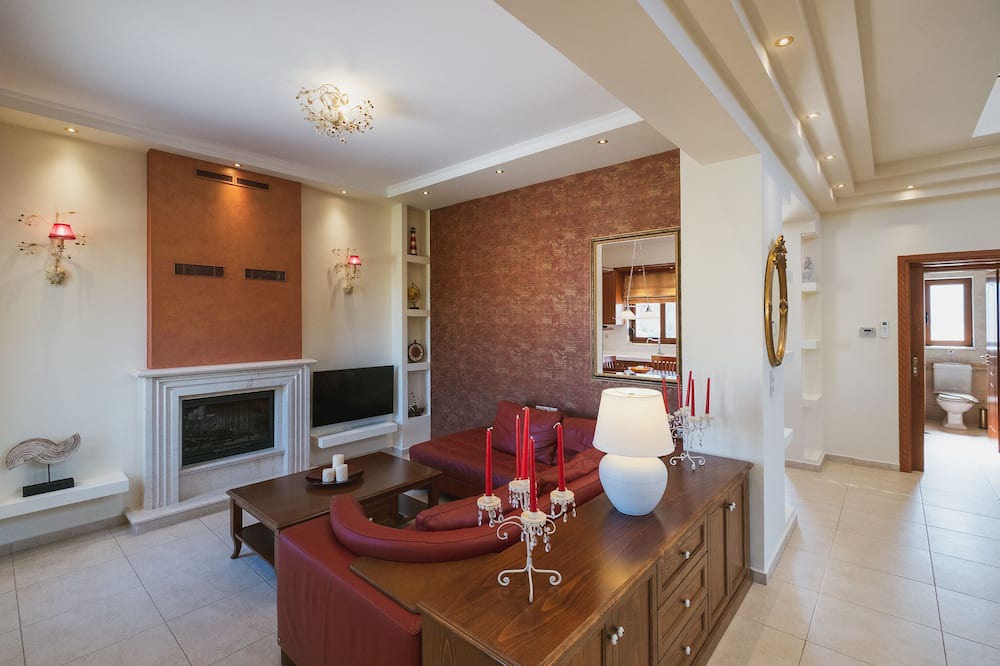 Photo of Livingroom in Galatas