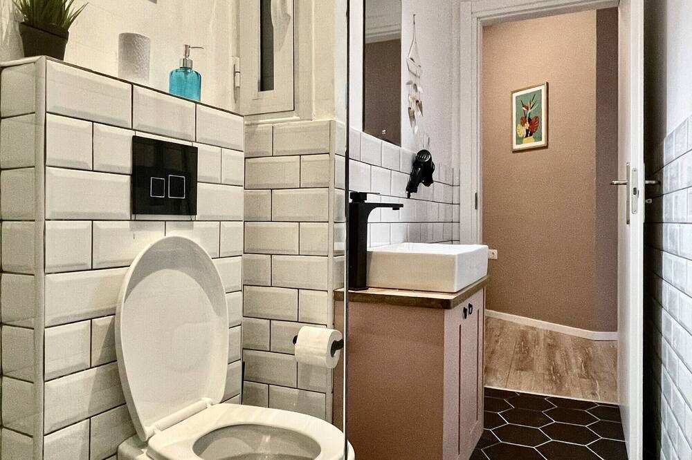 Photo of Bathroom in Petralona