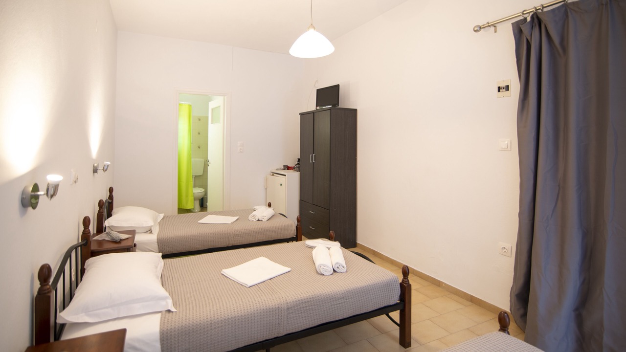 Photo of Bedroom in Platis Gialos