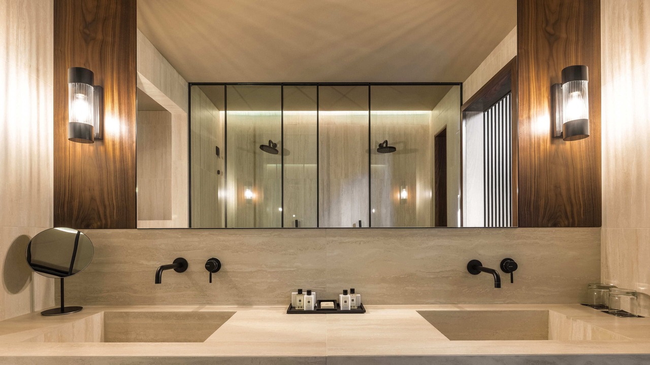Photo of Bathroom in Florina