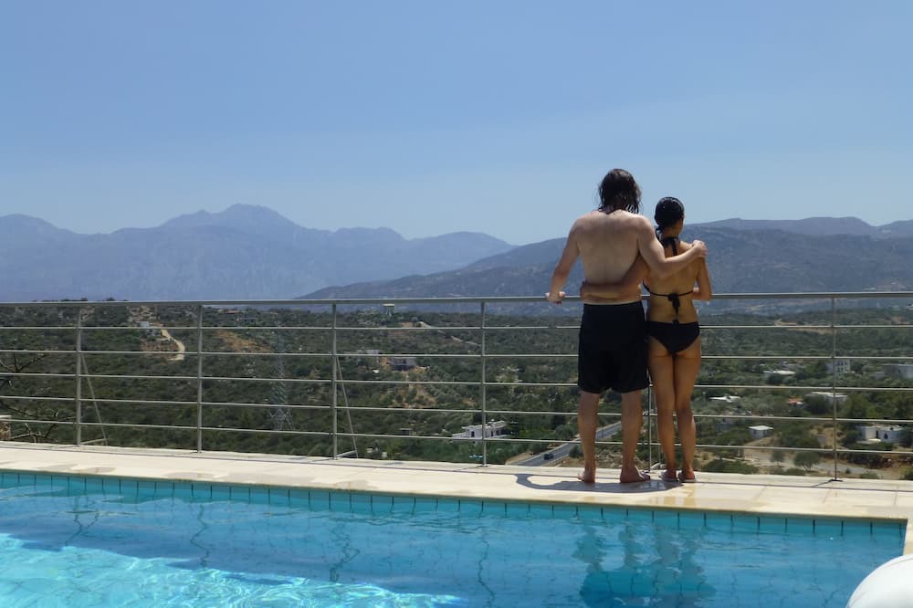 Photo of Outdoor in Istron