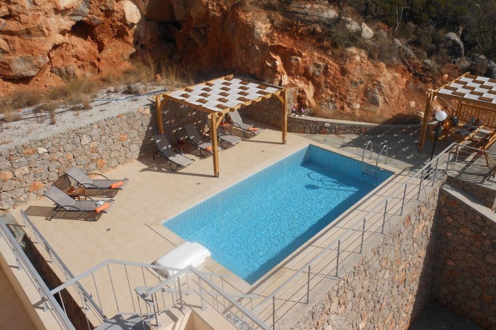 Photo of Outdoor in Istron