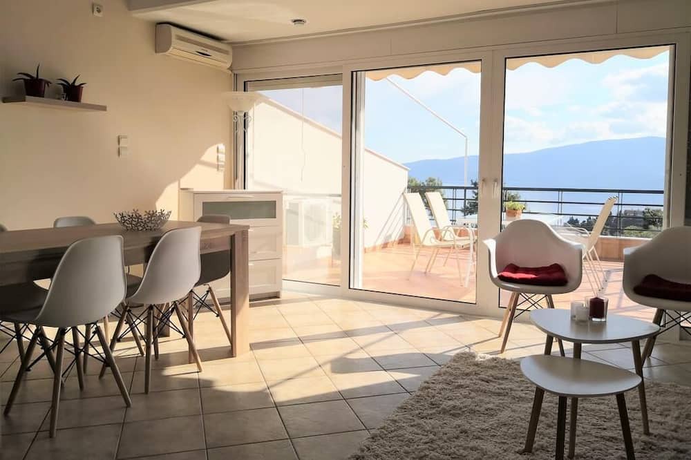 Photo of Livingroom in Isthmia