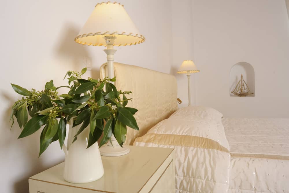 Photo of Bedroom in Kato Fellos