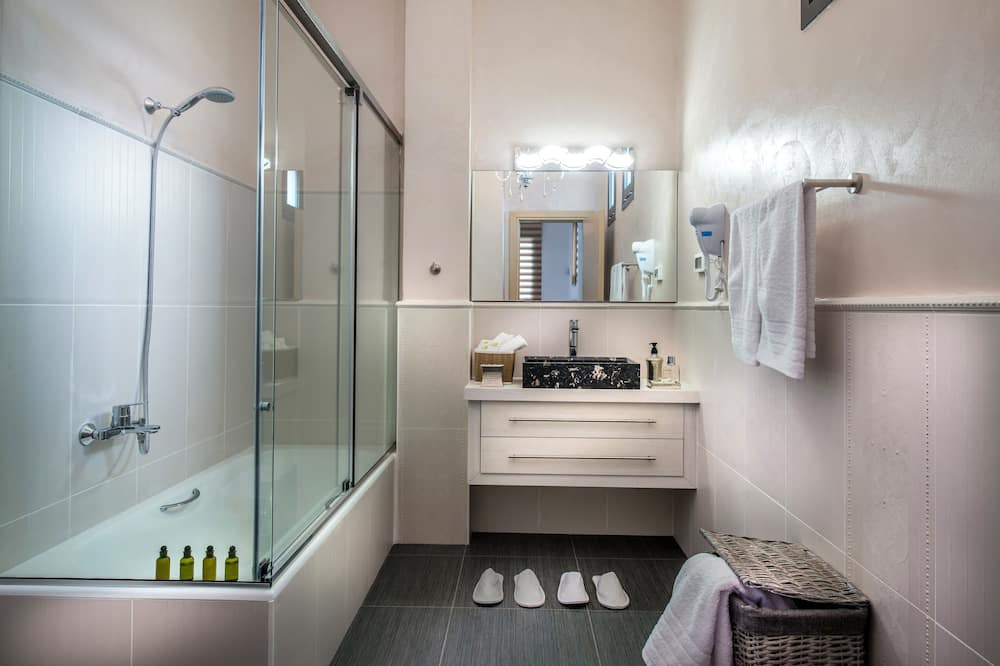 Photo of Bathroom in Agios Nikolaos
