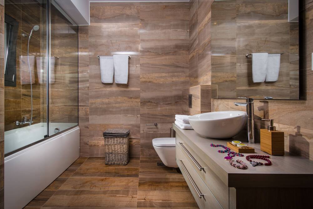 Photo of Bathroom in Agios Nikolaos