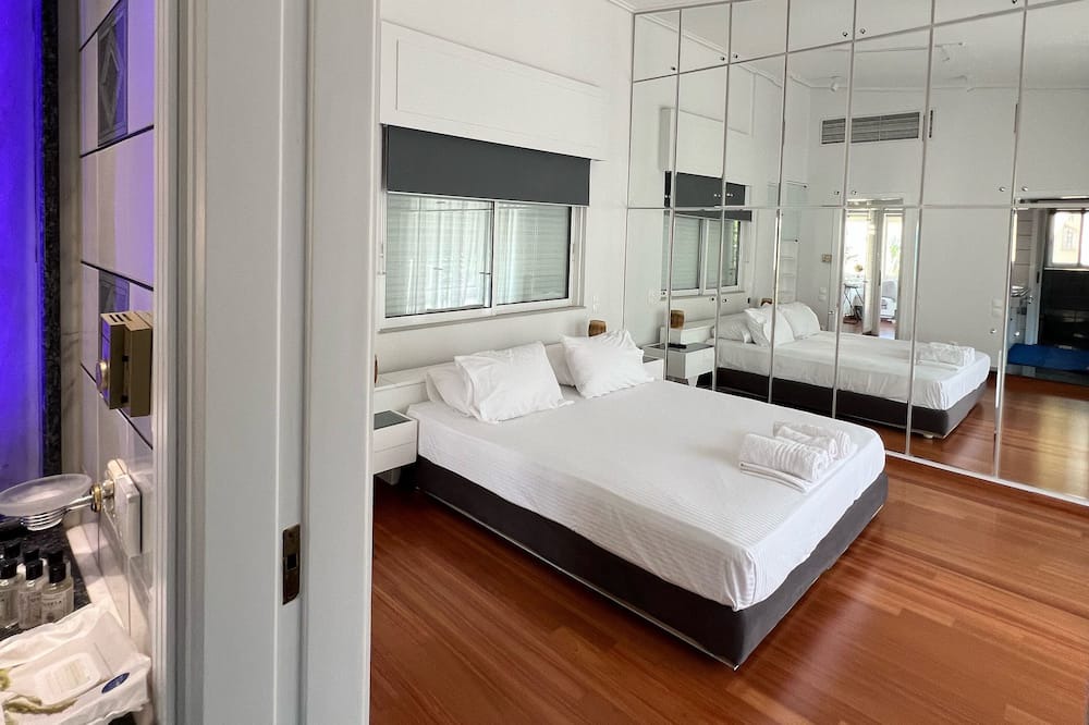 Photo of Bedroom in Kavouri