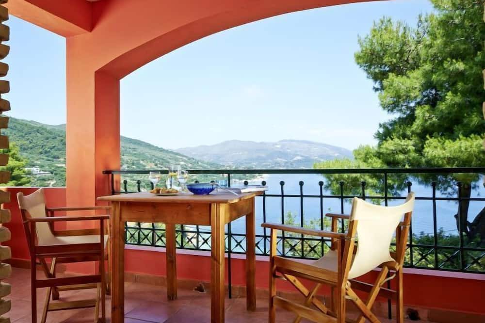 Photo of Patio Balcony in Marathias