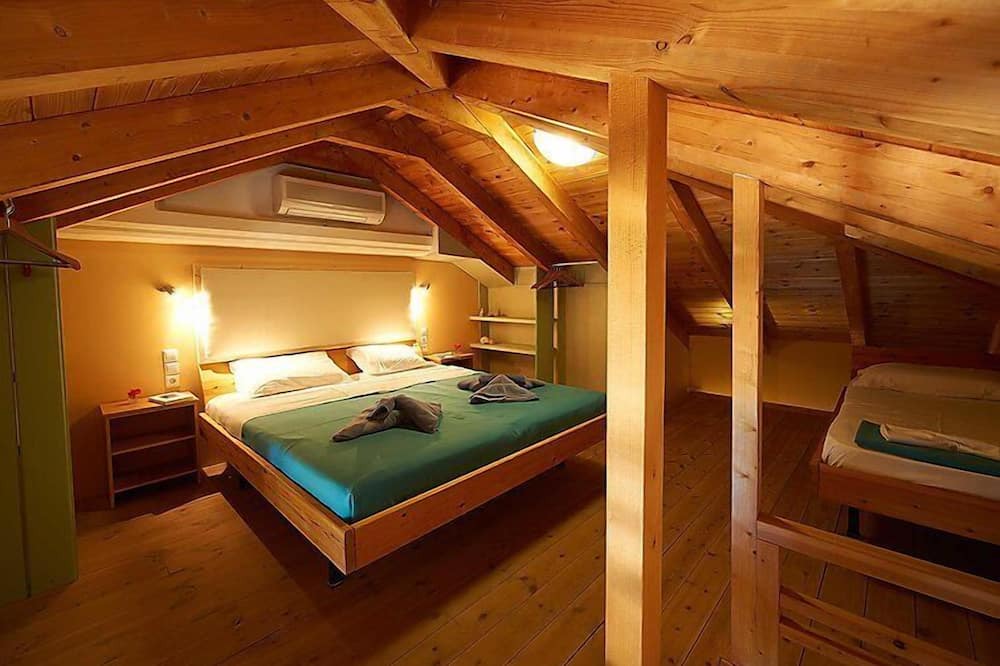 Photo of Bedroom in Marathias