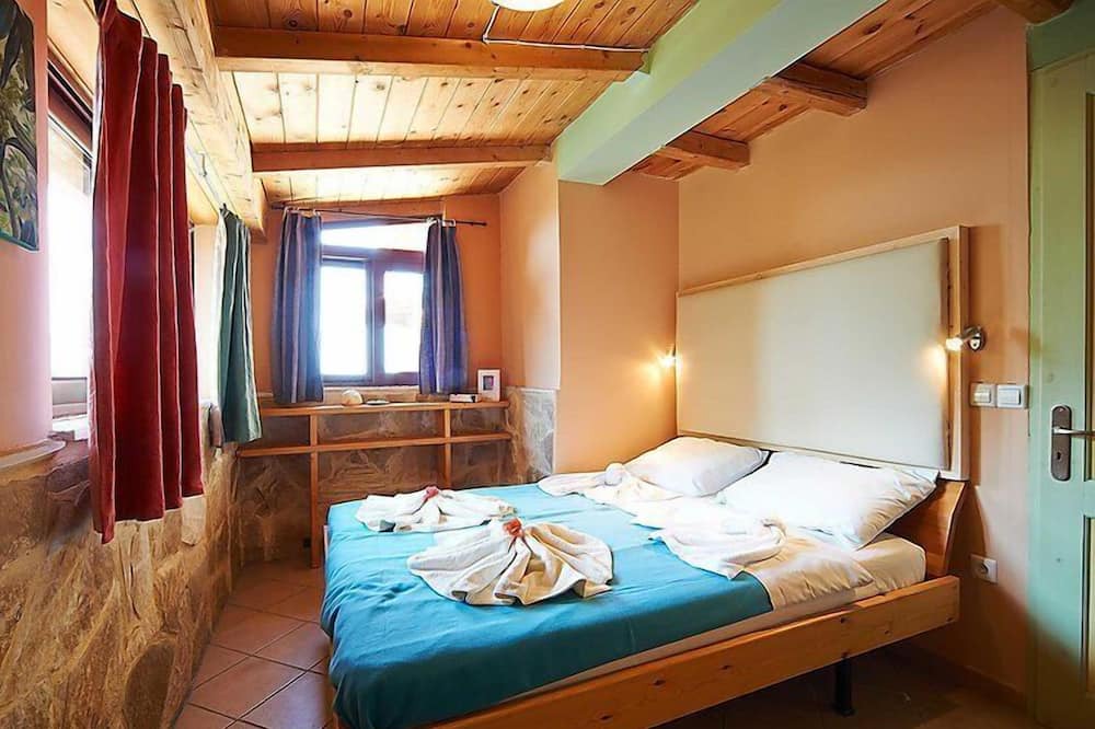 Photo of Bedroom in Marathias
