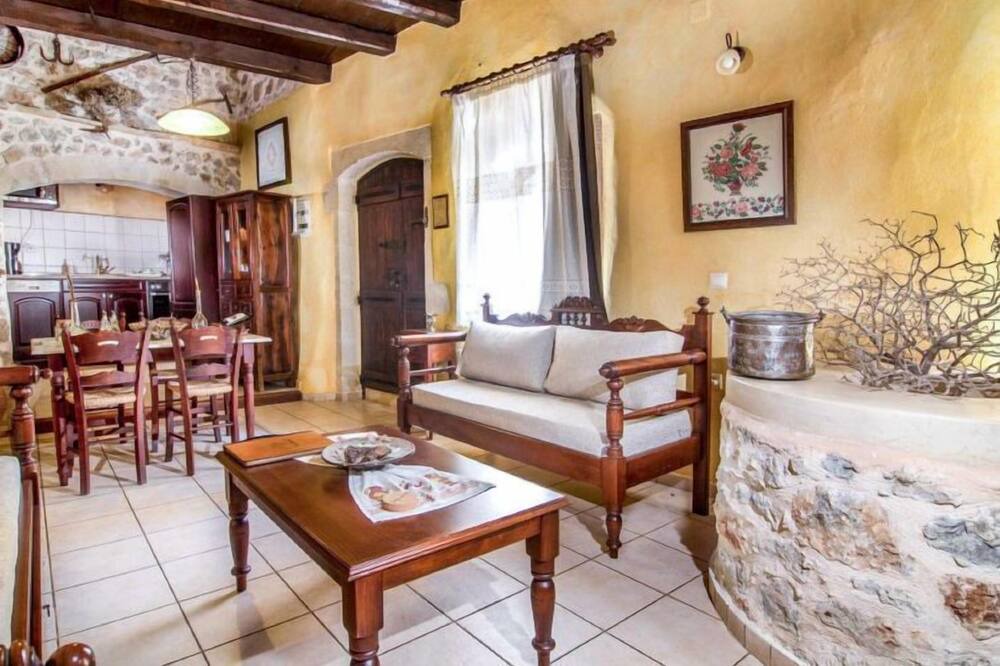 Photo of Livingroom in Samonas