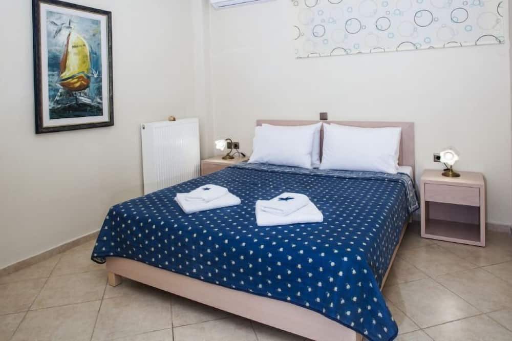 Photo of Bedroom in Roussospiti