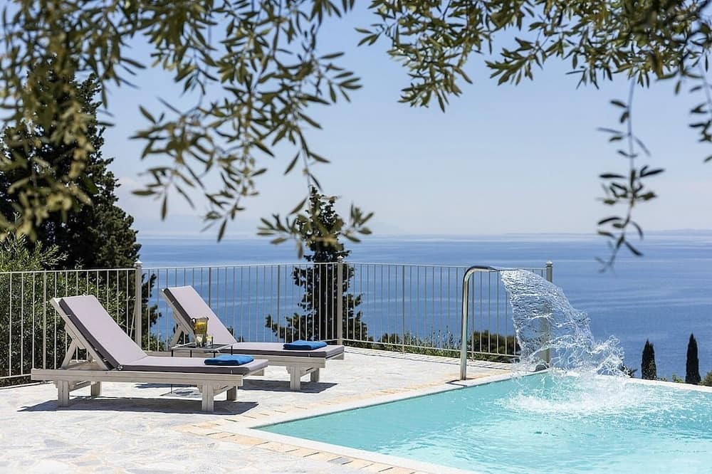 Photo of Outdoor in Perama