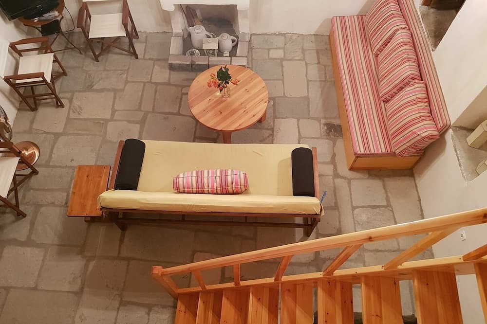 Photo of Livingroom in Logothetianika