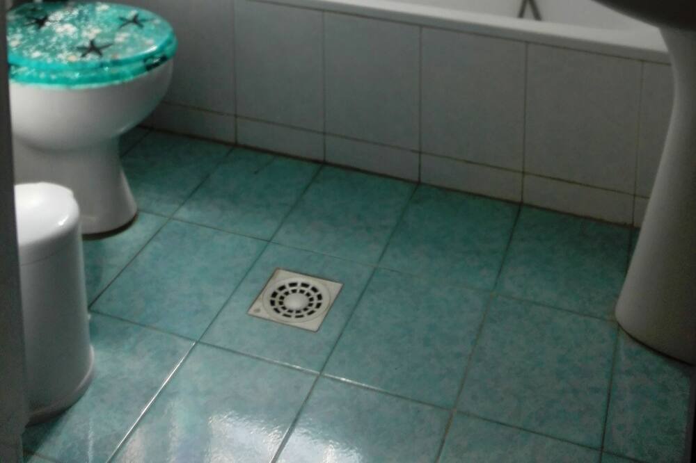 Photo of Bathroom in Toroni